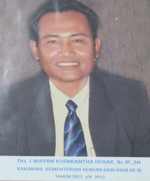 Drs._I_Wayan_K_Dusak_Bc.IP._S.H.jpg