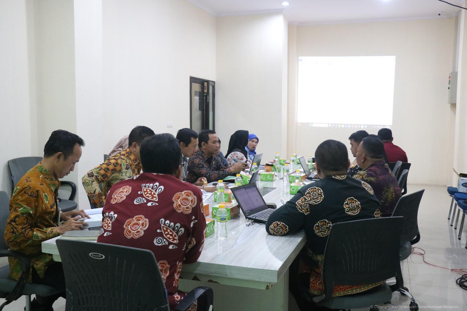 12._Kanwil_Kemenkumham_Bengkulu_Gelar_Rapat_Pengharmonisasian_Raperbup_Kabupaten_Kepahiang.jpeg