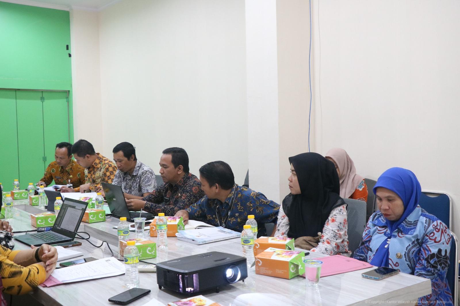 7._Kanwil_Kemenkumham_Bengkulu_Gelar_Rapat_Pengharmonisasian_Raperbup_Kabupaten_Kepahiang.jpeg